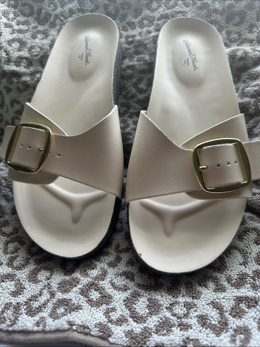 Universal Thread Cream Slide Sandals with Gold Buckle